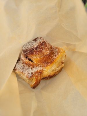 Tartine West Adams by null