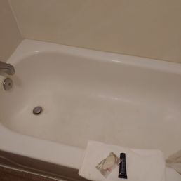Dirty tub Dirty tub