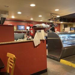 Cibo - Small Italian deli open late.