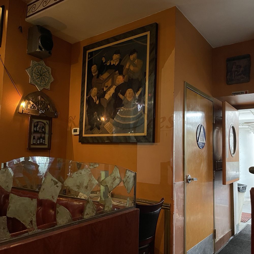 Cesario's - Interior inside - Italian Near Me - San Francisco, California