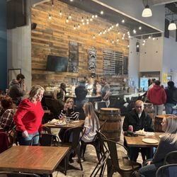 Crooked Crab Brewing Company - Inside right