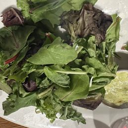"Side salad" is a handful of wilted greens "Side salad" is a handful of wilted greens