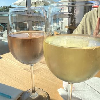 Island Shrimp - Cava and rosé - Seafood Near Me - Richmond, Virginia