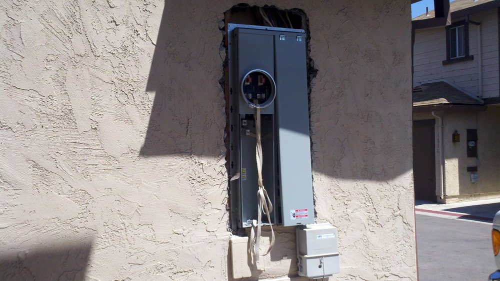 Slide of Lightning Electric
