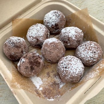 AlimamaTea - Vegan Chocolate Munchkins - Desserts Near Me - New York, New York AlimamaTea - Vegan Chocolate Munchkins - Desserts Near Me - New York, New York