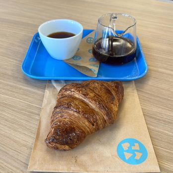 PLAY Coffee - Ethiopian pour, very fruity and sweet. Beurre Croissant, tout magnifique! - Coffee & Tea Near Me - Fullerton, California PLAY Coffee - Ethiopian pour, very fruity and sweet. Beurre Croissant, tout magnifique! - Coffee & Tea Near Me - Fullerton, California