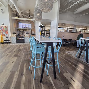 Modern Market Eatery - Inside - Breakfast & Brunch Near Me - Aurora, Colorado Modern Market Eatery - Inside - Breakfast & Brunch Near Me - Aurora, Colorado