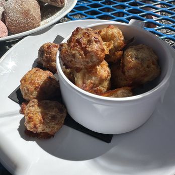 B and B Marina - Sausage balls - Campgrounds Near Me - Charleston, Tennessee B and B Marina - Sausage balls - Campgrounds Near Me - Charleston, Tennessee