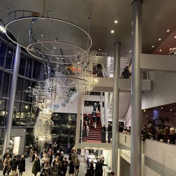 Pacific Northwest Ballet - Performing Arts Near Me - Seattle, Washington