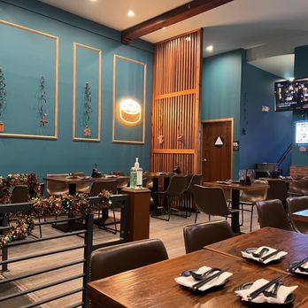 Dumpling Union - Indoor seating - Asian Fusion Near Me - San Francisco, California