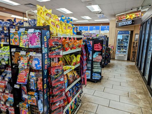 Love's Travel Stop by null