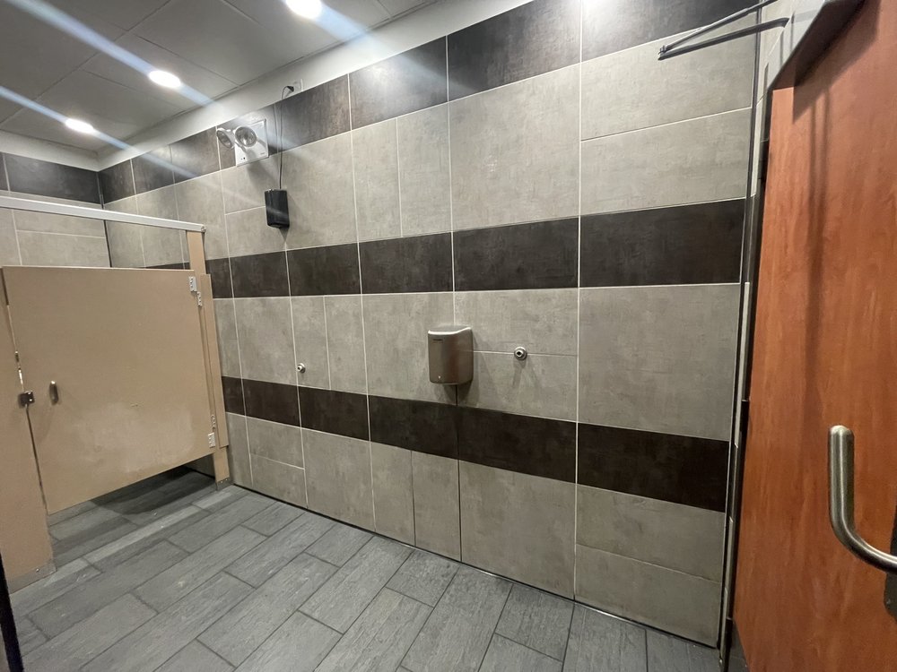 SHEETZ Updated August 2024 37 Photos & 12 Reviews 1639 Springs