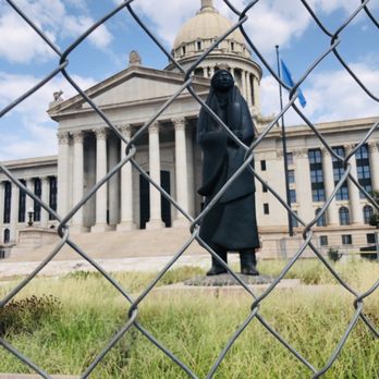 Oklahoma State Capitol Building - Landmarks & Historical Buildings Near Me - Oklahoma City, Oklahoma Oklahoma State Capitol Building - Landmarks & Historical Buildings Near Me - Oklahoma City, Oklahoma