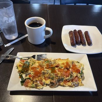 Farmer Franks - Veggie omelette, sausage links, coffee and water - Breakfast & Brunch Near Me - Detroit, Michigan