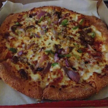 Pizza Hut - Looks good.....wrong crust :( - Pizza Near Me - Humble, Texas Pizza Hut - Looks good.....wrong crust :( - Pizza Near Me - Humble, Texas