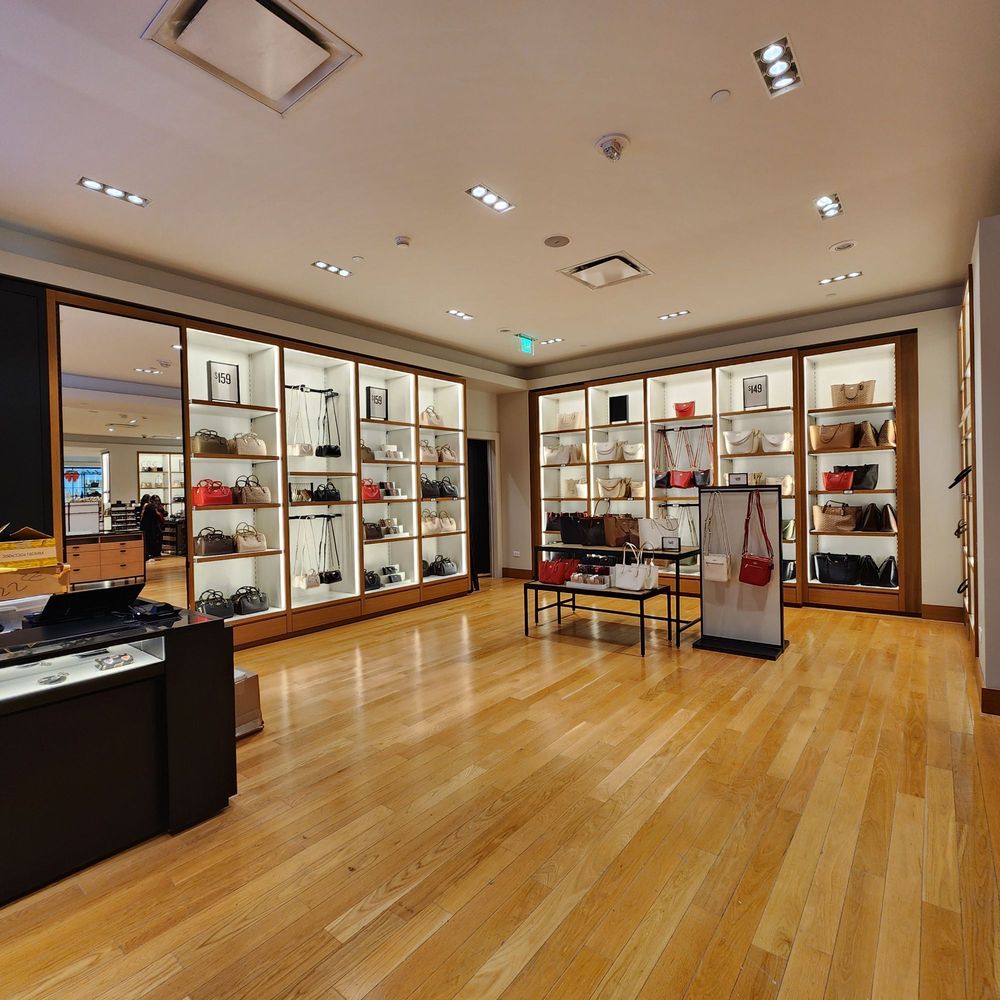 Coach - Accessories Near Me - Rosemont, Illinois Coach - Accessories Near Me - Rosemont, Illinois