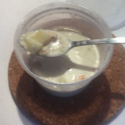 Now THIS is what New England clam chowder should be. Creamy, with lots of clams & potatoes. And this from a pizza joint! Now THIS is what New England clam chowder should be. Creamy, with lots of clams & potatoes. And this from a pizza joint!