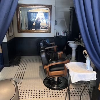 Shave Shop - Looking at the individual sections of grooming - Barbers Near Me - Warren, New Jersey