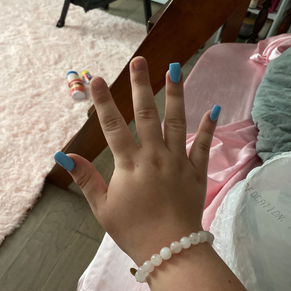 Le's Nail and Spa - My nails after only 12 days of getting them done. - Nail Salons Near Me - Des Plaines, Illinois Le's Nail and Spa - My nails after only 12 days of getting them done. - Nail Salons Near Me - Des Plaines, Illinois