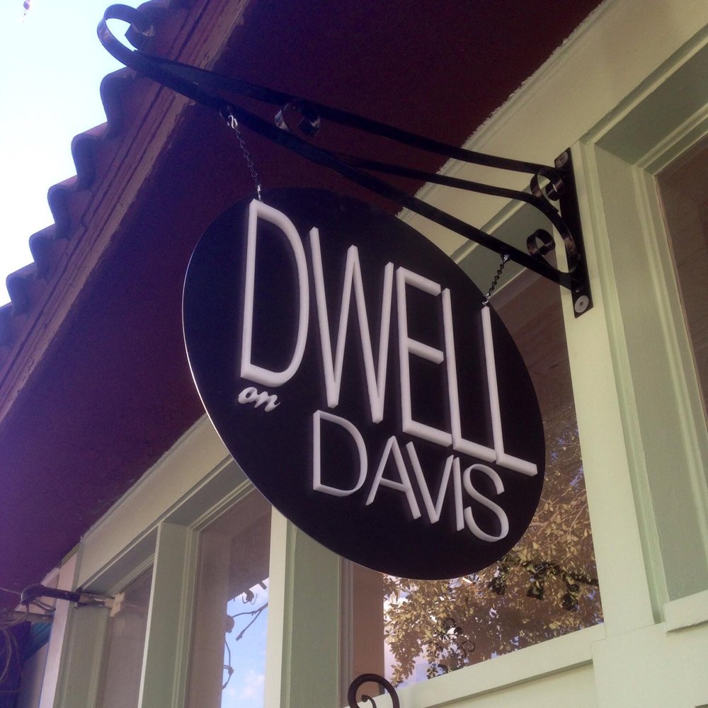 Dwell on Davis - Women's Clothing Near Me - Dallas, Texas Dwell on Davis - Women's Clothing Near Me - Dallas, Texas