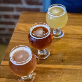 Town Bar + Kitchen - Beer flight - New American Near Me - Morristown, New Jersey Town Bar + Kitchen - Beer flight - New American Near Me - Morristown, New Jersey