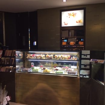 Lindt Café - Macrons! - Cafes Near Me - Sydney, NSW Lindt Café - Macrons! - Cafes Near Me - Sydney, NSW