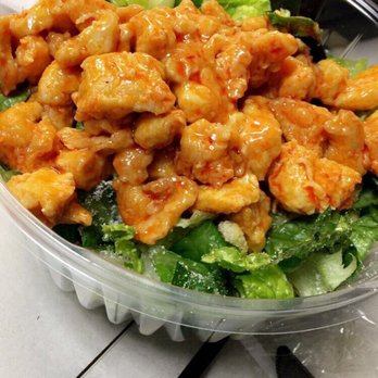 Antonino's - Caesar salad with buffalo chicken yum - Italian Near Me - Manhasset, New York Antonino's - Caesar salad with buffalo chicken yum - Italian Near Me - Manhasset, New York
