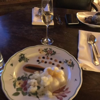 Ski Tip Lodge - Panna cotta - Hotels Near Me - Dillon, Colorado