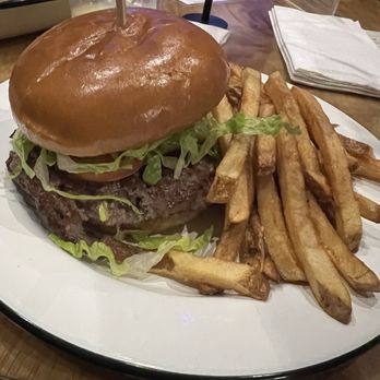 The Mainzer - Royale with cheese - Breakfast & Brunch Near Me - Merced, California