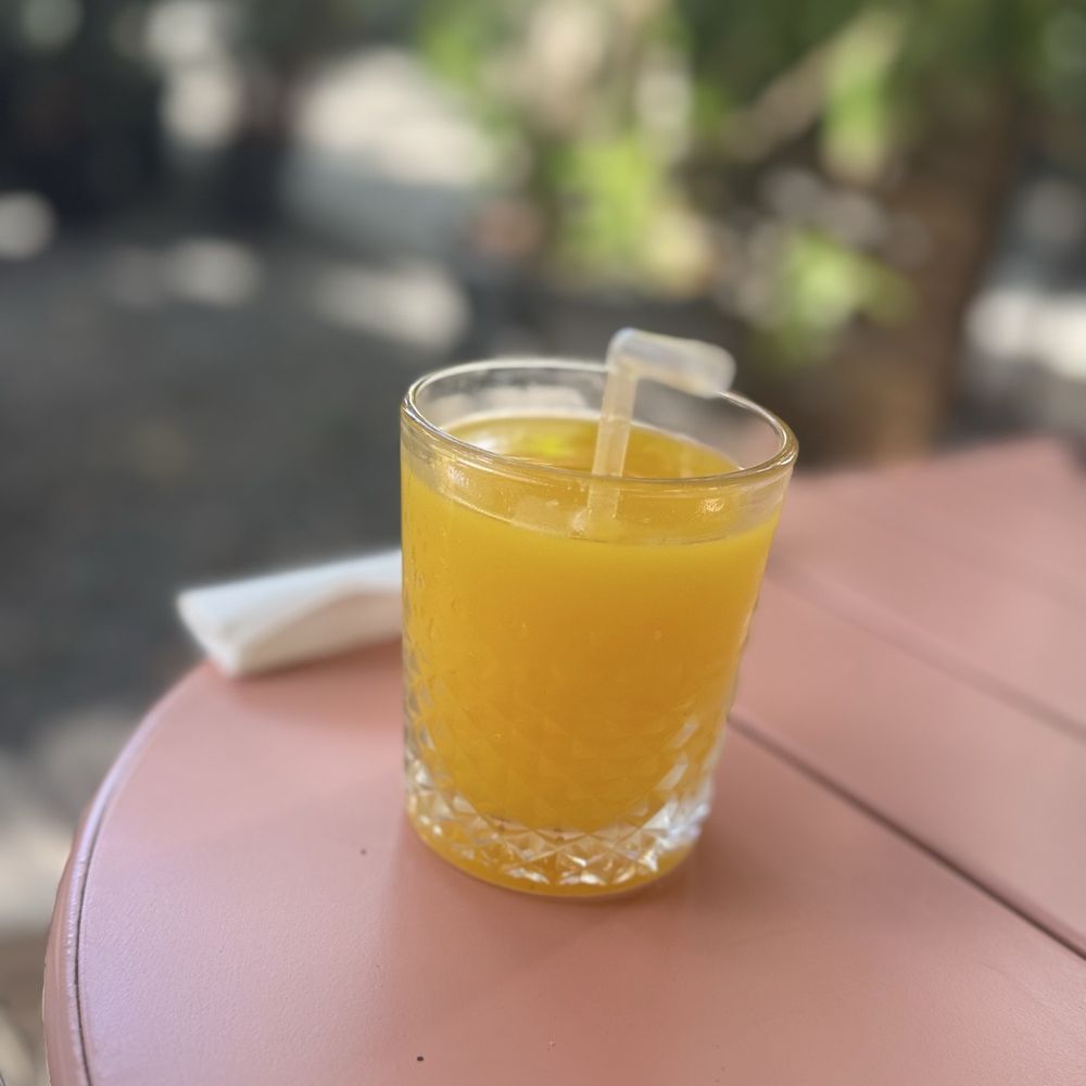 Sunny Side Cafe & Eatery - Fresh squeezed orange - Breakfast & Brunch Near Me - Miami, Florida Sunny Side Cafe & Eatery - Fresh squeezed orange - Breakfast & Brunch Near Me - Miami, Florida