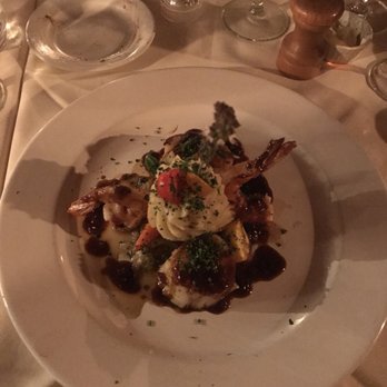 Basilic Restaurant - French Near Me - Newport Beach, California