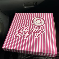 Scotty's Doughnuts - Box of a dozen donuts