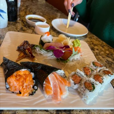 Kassai Sushi by null