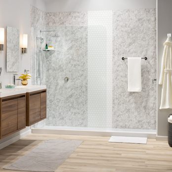 Beartooth Bathrooms - a bathroom with a shower and a bench - General Contractors Near Me - Missoula, Montana Beartooth Bathrooms - a bathroom with a shower and a bench - General Contractors Near Me - Missoula, Montana