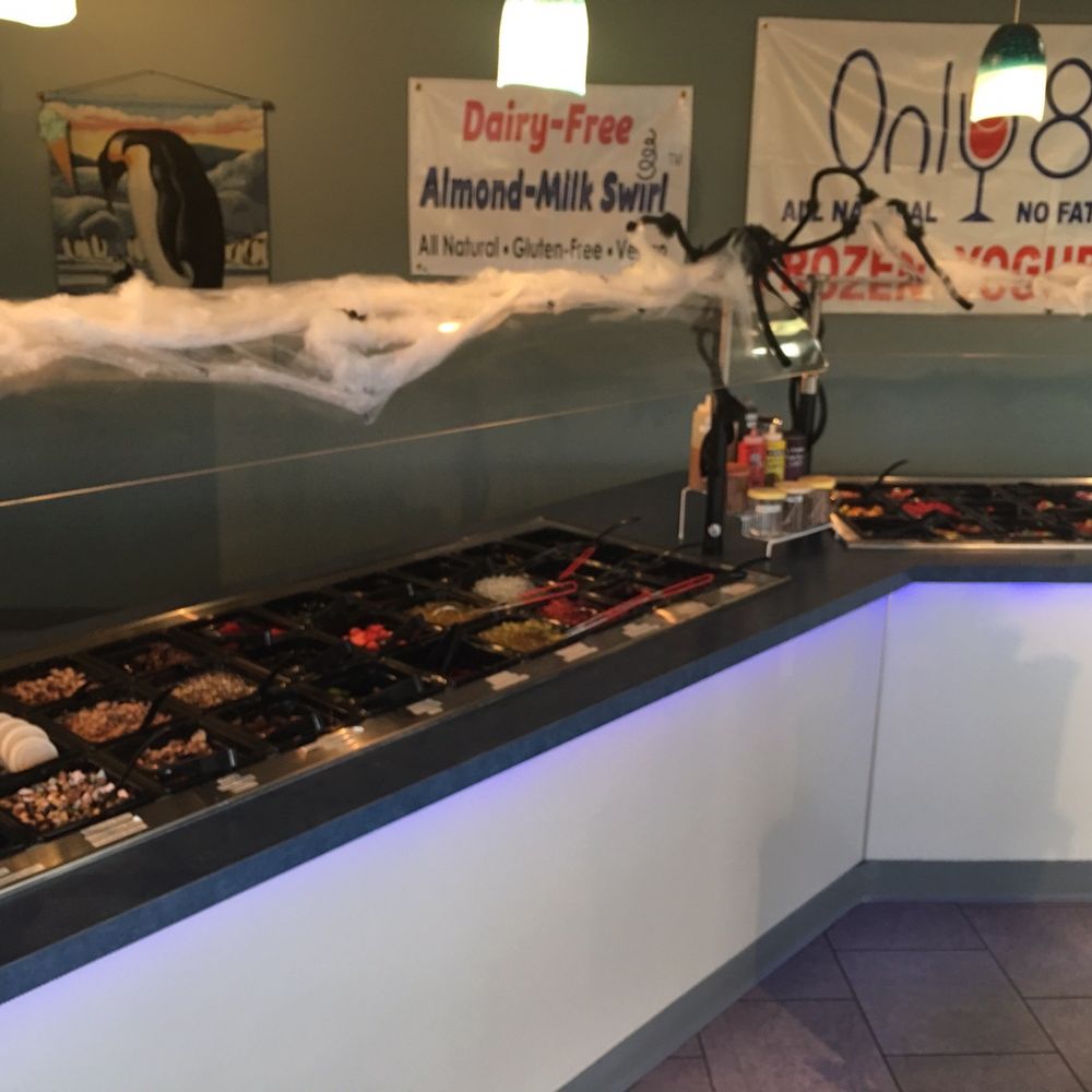 Glaciers Frozen Yogurt Café - frozen yogurt - Ice Cream & Frozen Yogurt Near Me - Yakima, Washington Glaciers Frozen Yogurt Café - frozen yogurt - Ice Cream & Frozen Yogurt Near Me - Yakima, Washington