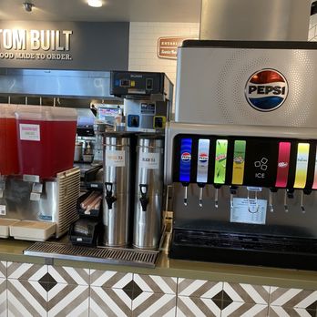 Habit Burger & Grill - Burgers Near Me - Pasadena, California