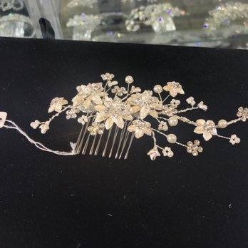 Barron's Bridal Boutique - Bridal Near Me - Merrick, New York