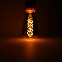 Elak - La nouvelle gamme de nos lampes à filament LED