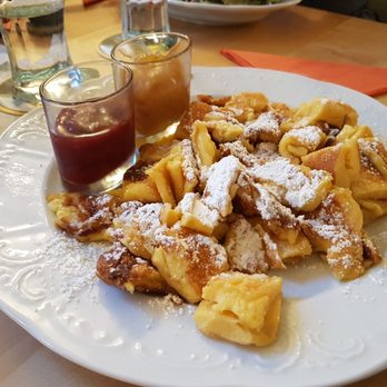 Die Mosers - Kaiserschmarrn - Austrian Near Me - Mariapfarr, 5