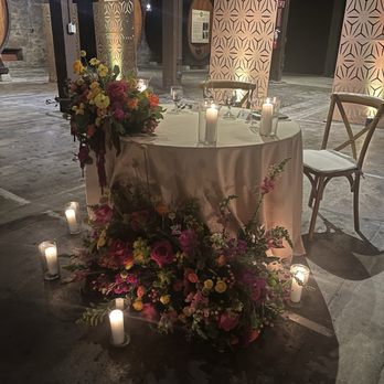 Wine Country Wedding Flowers - Sweetheart Table - Floral Designers Near Me Wine Country Wedding Flowers - Sweetheart Table - Floral Designers Near Me