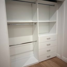 Custom closet organizer