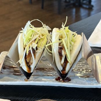 Lawrence Fish Market Chinatown - Pork Buns (2pcs) - Bubble Tea Near Me - Chicago, Illinois Lawrence Fish Market Chinatown - Pork Buns (2pcs) - Bubble Tea Near Me - Chicago, Illinois
