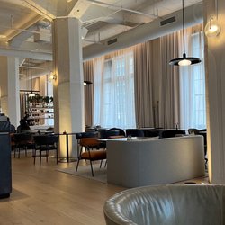 BIÂN - Gorgeous eating and working space