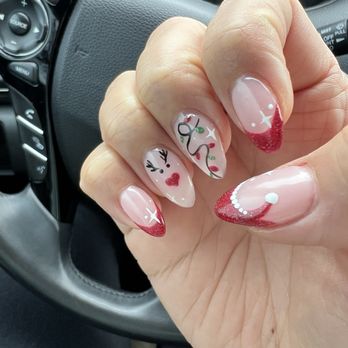 Blush Nails - Nail Salons Near Me - Renton, Washington