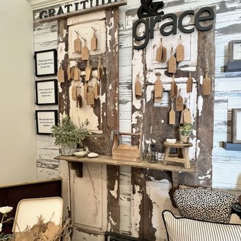 Finely Home - Gratitude & Grace wall - Home Decor Near Me - San Marcos, California Finely Home - Gratitude & Grace wall - Home Decor Near Me - San Marcos, California