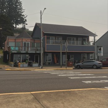Bigfoots Beach House - Coffee & Tea Near Me - Depoe Bay, Oregon Bigfoots Beach House - Coffee & Tea Near Me - Depoe Bay, Oregon