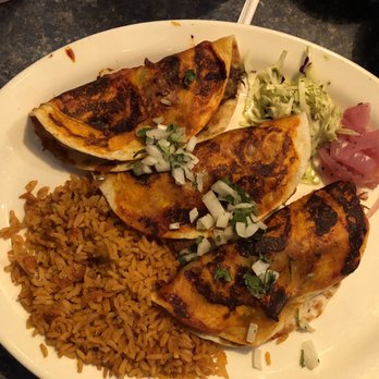 Chevys Fresh Mex - Beef Birria Tacos - Mexican Near Me - Olivette, Missouri Chevys Fresh Mex - Beef Birria Tacos - Mexican Near Me - Olivette, Missouri