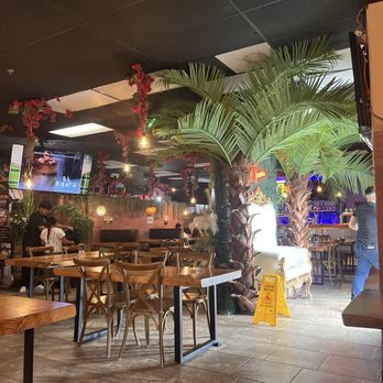 El Tranvia - Inside - Mexican Near Me - Coachella, California