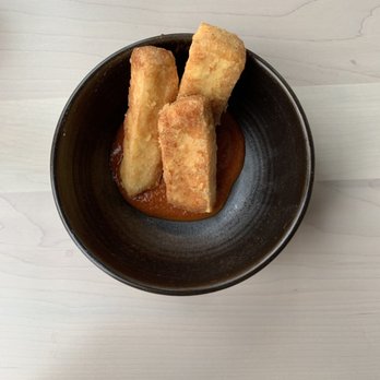 Reyna on King - Tapas Bars Near Me - Toronto, Ontario