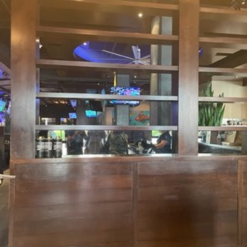 Yard House - Yard House - New American Near Me - Boca Raton, Florida